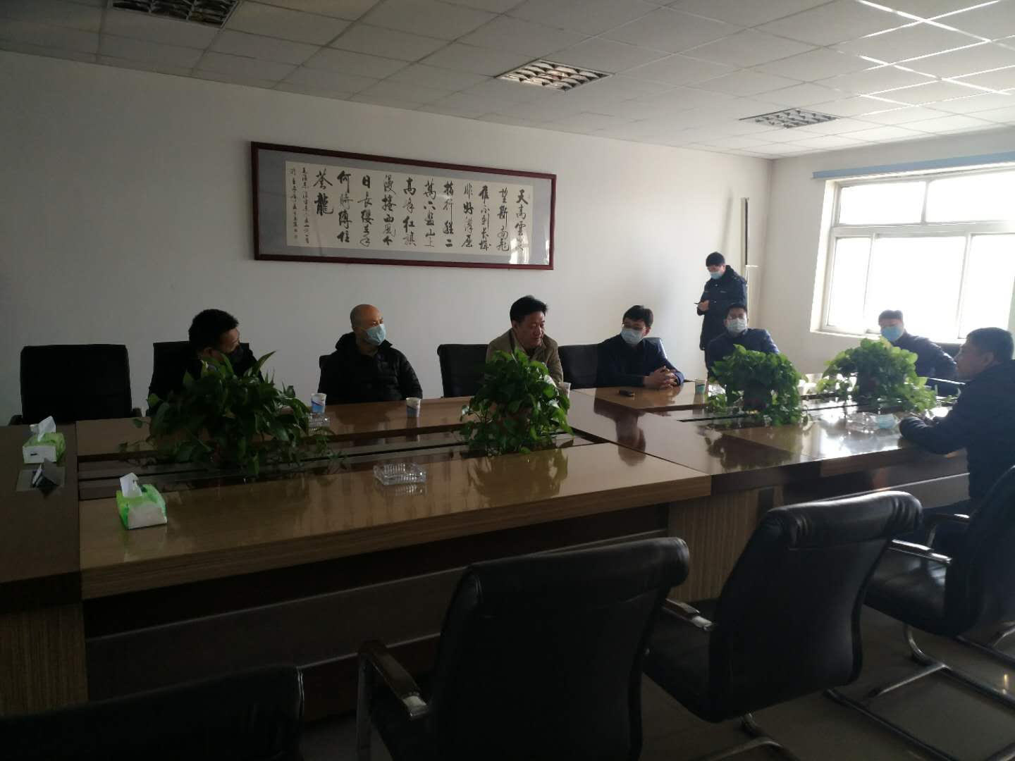 縣人大主任，住建局及鎮領(lǐng)導到我單位檢查指導新冠肺炎防疫及復產(chǎn)復工情況。